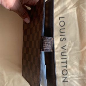 Louis Vuitton DE Planner MM